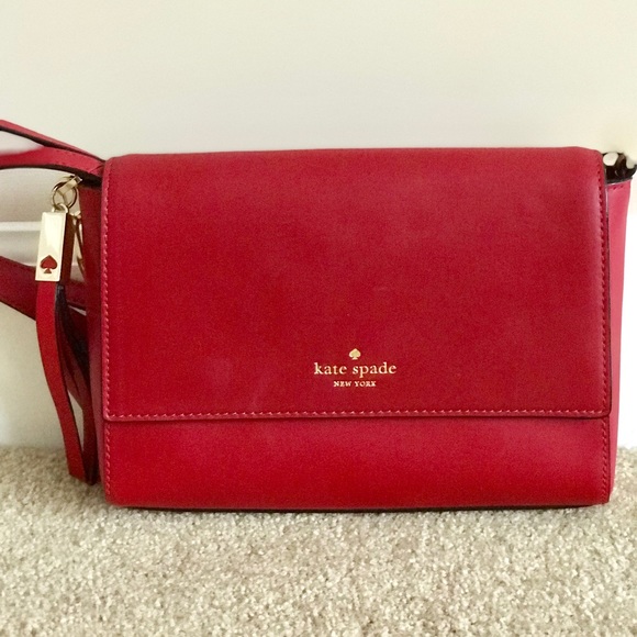 Beautiful Kate Spade red purse - Picture 1 of 4